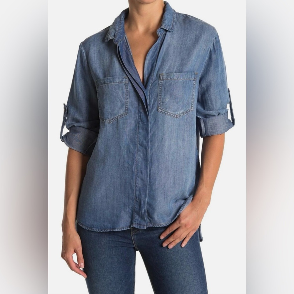 CLOTH & STONE Split Back Chambray Placket Button Down Shirt